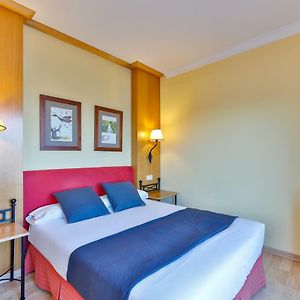 Habitación con Cama King